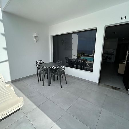 Stunning 2 Bedroom Seafront Apartment Puerto del Carmen  Kültér fotó